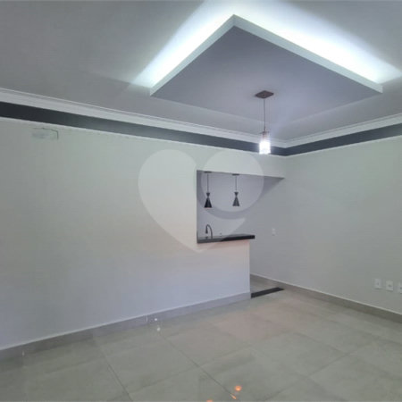 Casa à venda com 3 quartos, sendo 1 suíte, em Vila Brizzola, Indaiatuba, SP