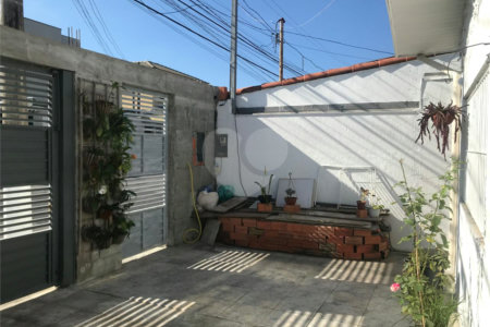 Casa à venda com 2 quartos em Interlagos, São Paulo, SP