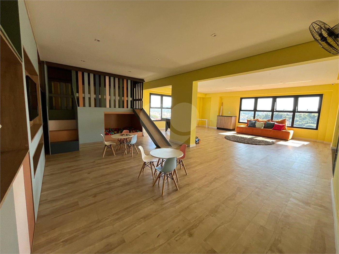 Apartamento à venda ou para alugar com 2 suítes em Atibaia Jardim, Atibaia, SP