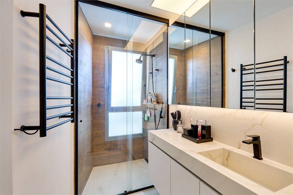 Apartamento à venda com 3 suítes em Brooklin, São Paulo, SP