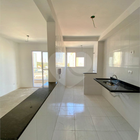 Apartamento à venda com 2 quartos, sendo 1 suíte, em Vila Galvão, Guarulhos, SP