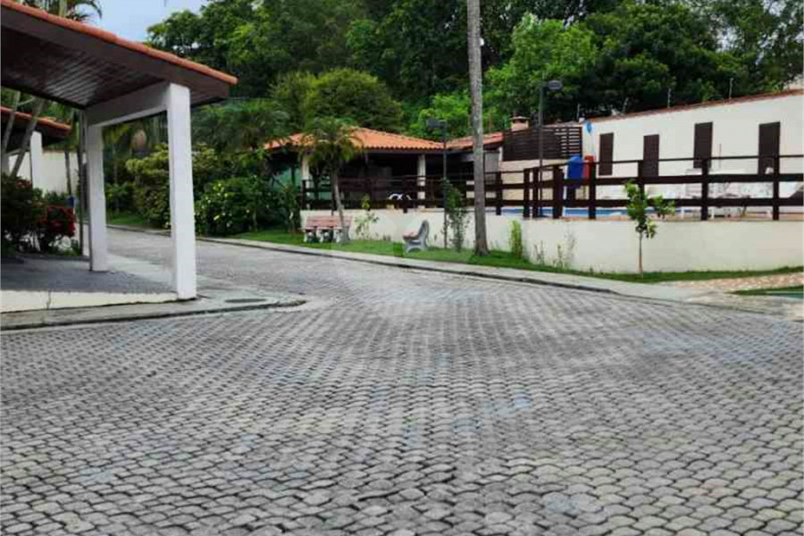 Casa à venda ou para alugar com 4 quartos, sendo 1 suíte,  em Tremembé, São Paulo, SP