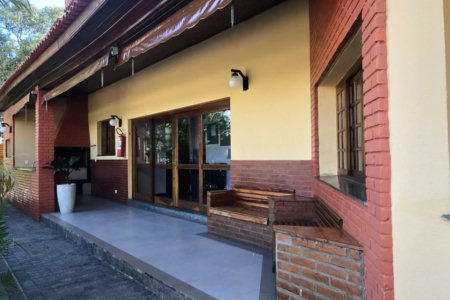 Casa à venda com 3 quartos, sendo 1 suíte, no condomínio Greenland, São Paulo - SP