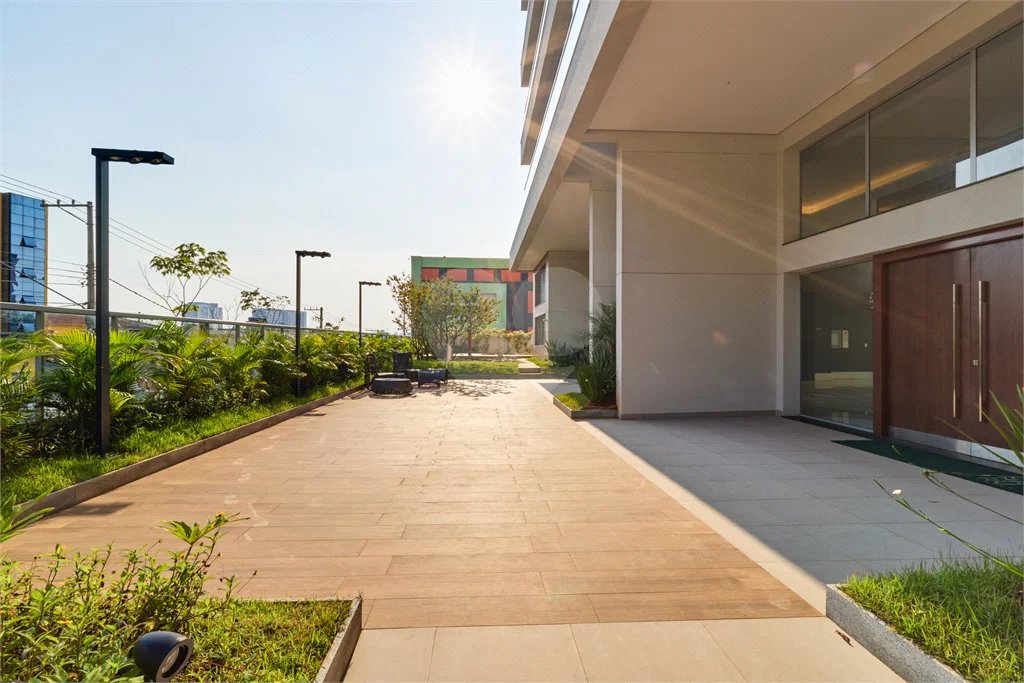 Apartamento à venda com 3 quartos, sendo 1 suíte, em Jardim Marajoara, São Paulo, SP