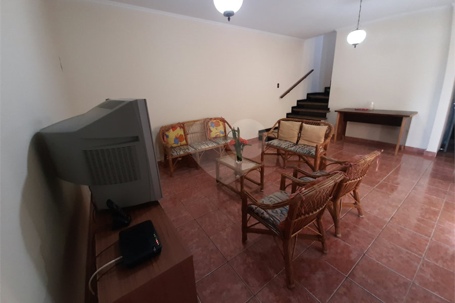 Casa Térrea à venda com 4 quartos, sendo 1 suíte,  em Jardim França, São Paulo, SP