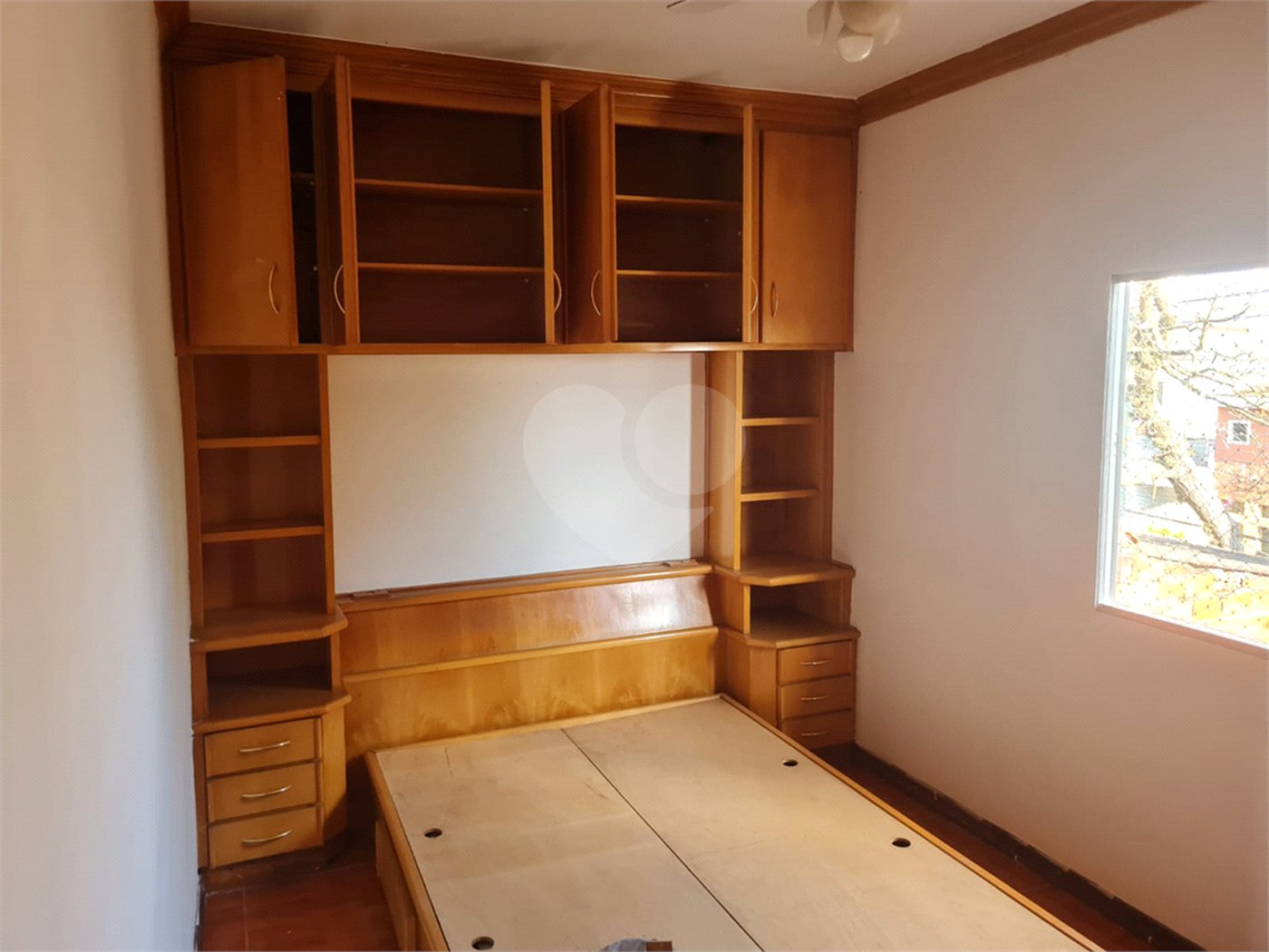 Sobrado à venda com 2 quartos, sendo 1 suíte, em Jardim Ivana, São Paulo, SP