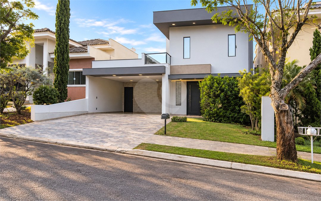Casa à venda com 3 suítes no condomínio Golden Park Residence, Sorocaba - SP