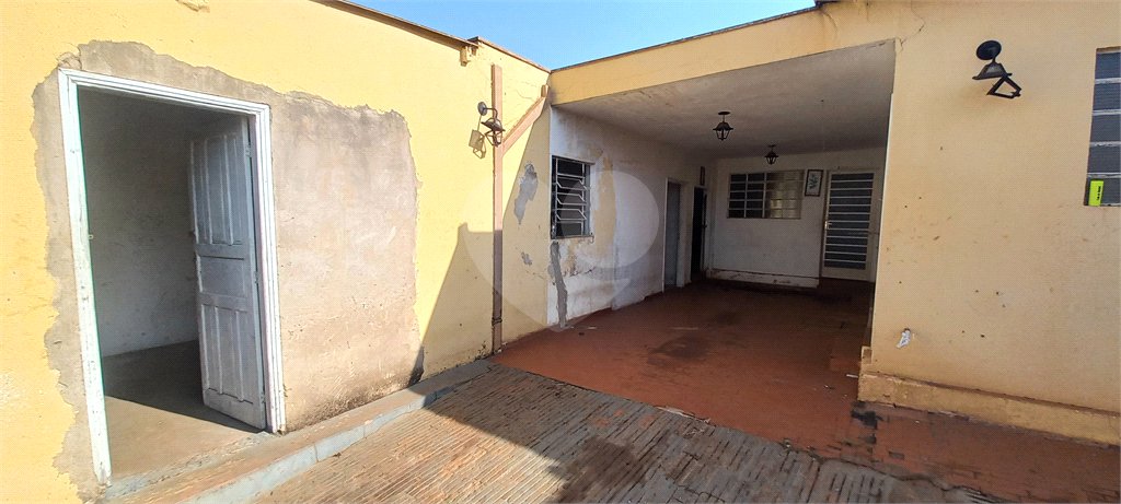 Casa Térrea à venda com 3 quartos em Ipiranga, Ribeirão Preto, SP