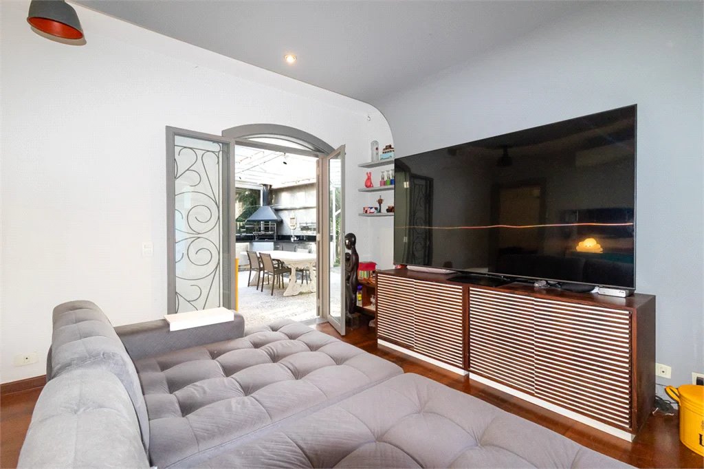 Casa à venda ou para alugar com 3 quartos, sendo 1 suíte, em Butantã, São Paulo, SP