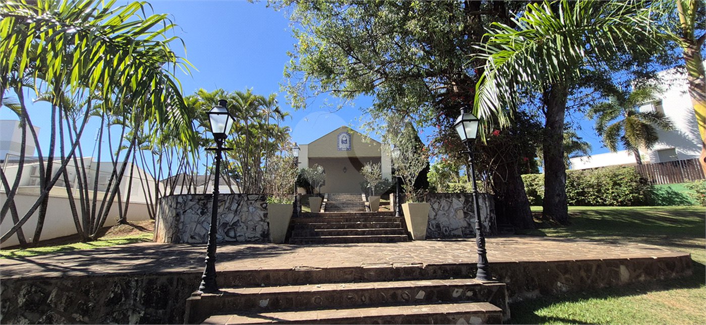 Casa à venda ou para alugar com 3 suítes no condomínio Jardim Theodora, Itu - SP