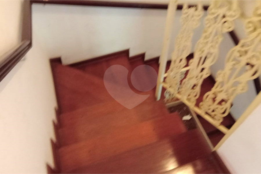 Sobrado à venda com 4 quartos, sendo 1 suíte, em Vila Rosália, Guarulhos, SP