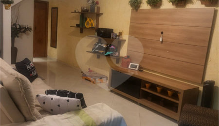 Sobrado à venda com 3 quartos, sendo 1 suíte,  em Parque Edu Chaves, São Paulo, SP
