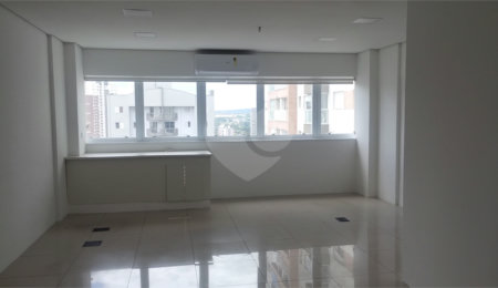 Sala à venda em Jardim Armênia, Mogi das Cruzes, SP