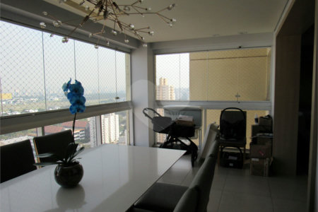 Apartamento para alugar com 3 suítes em Santana, São Paulo, SP