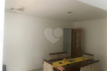 Sobrado à venda com 3 quartos, sendo 1 suíte, em Vila Medeiros, São Paulo, SP