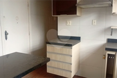 Apartamento à venda no Boqueirão, 3 quartos (2 suítes), garagem