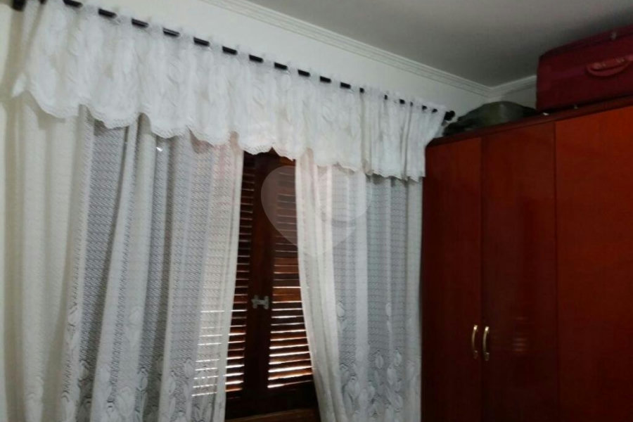 Sobrado à venda com 3 quartos, sendo 1 suíte,  em Jardim do Papai, Guarulhos, SP
