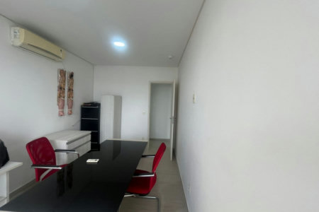 Sala Comercial para Locação Anual no Helbor Offices Santos | Moderna, Mobiliada e Pronta para Uso