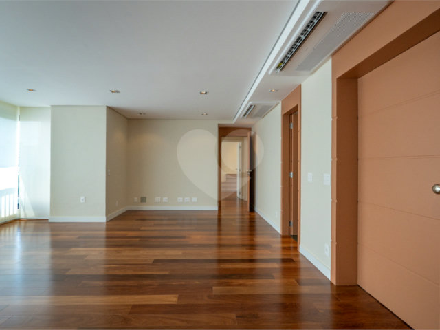 Apartamento à venda com 2 suítes em Itaim Bibi, São Paulo, SP