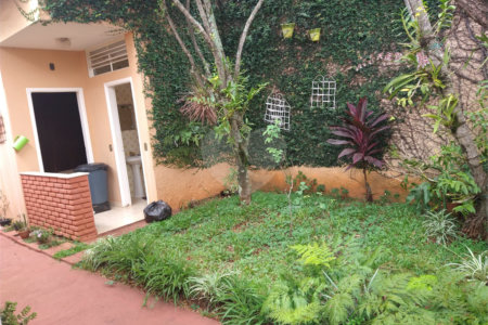 Casa à venda com 3 quartos, sendo 1 suíte, em Chácara São João, São Carlos, SP