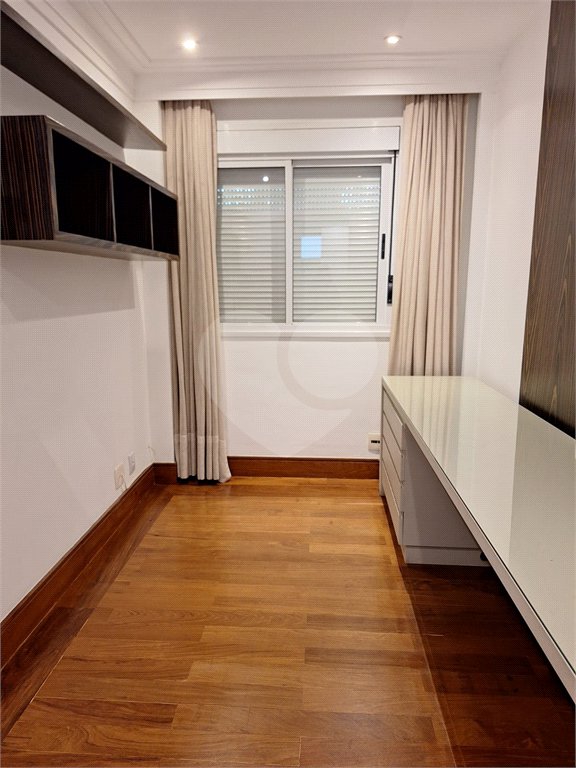 Apartamento à venda com 4 quartos, sendo 3 suítes,  em Vila Gertrudes, São Paulo, SP