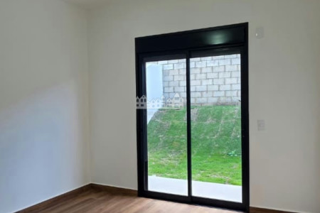 Casa à venda com 3 suítes em Loteamento Greenfield, Atibaia, SP