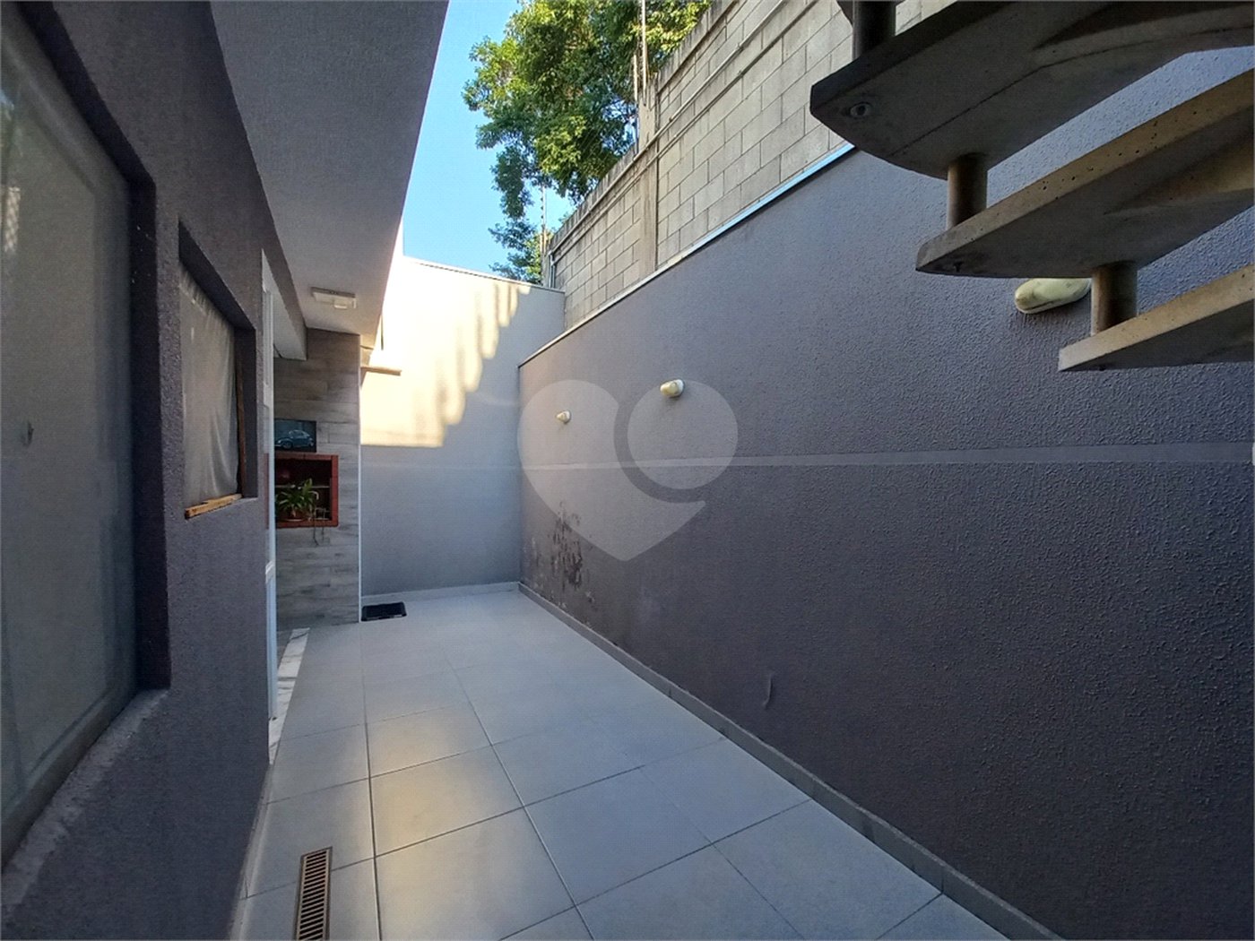 Casa à venda com 2 quartos, sendo 1 suíte, no condomínio Horto Florestal Villagio, Sorocaba - SP