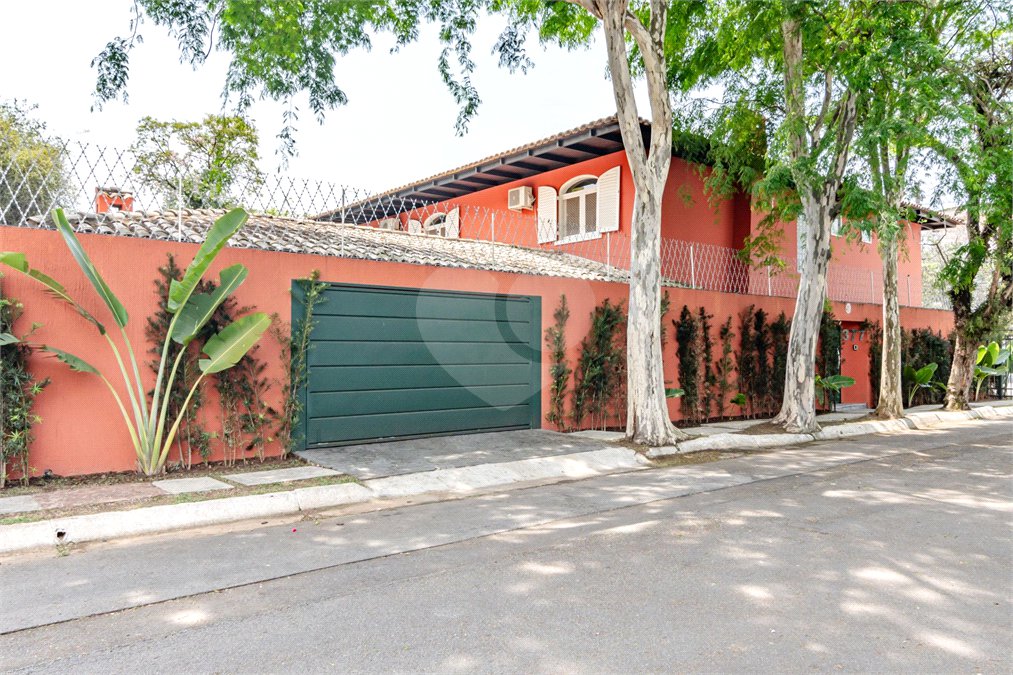 Casa à venda com 4 suítes no condomínio Residencial Chácara Monte Alegre, São Paulo - SP