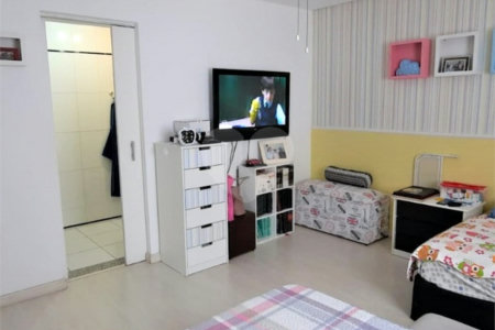 Casa à venda com 5 quartos, sendo 4 suítes, em Água Fria, São Paulo, SP