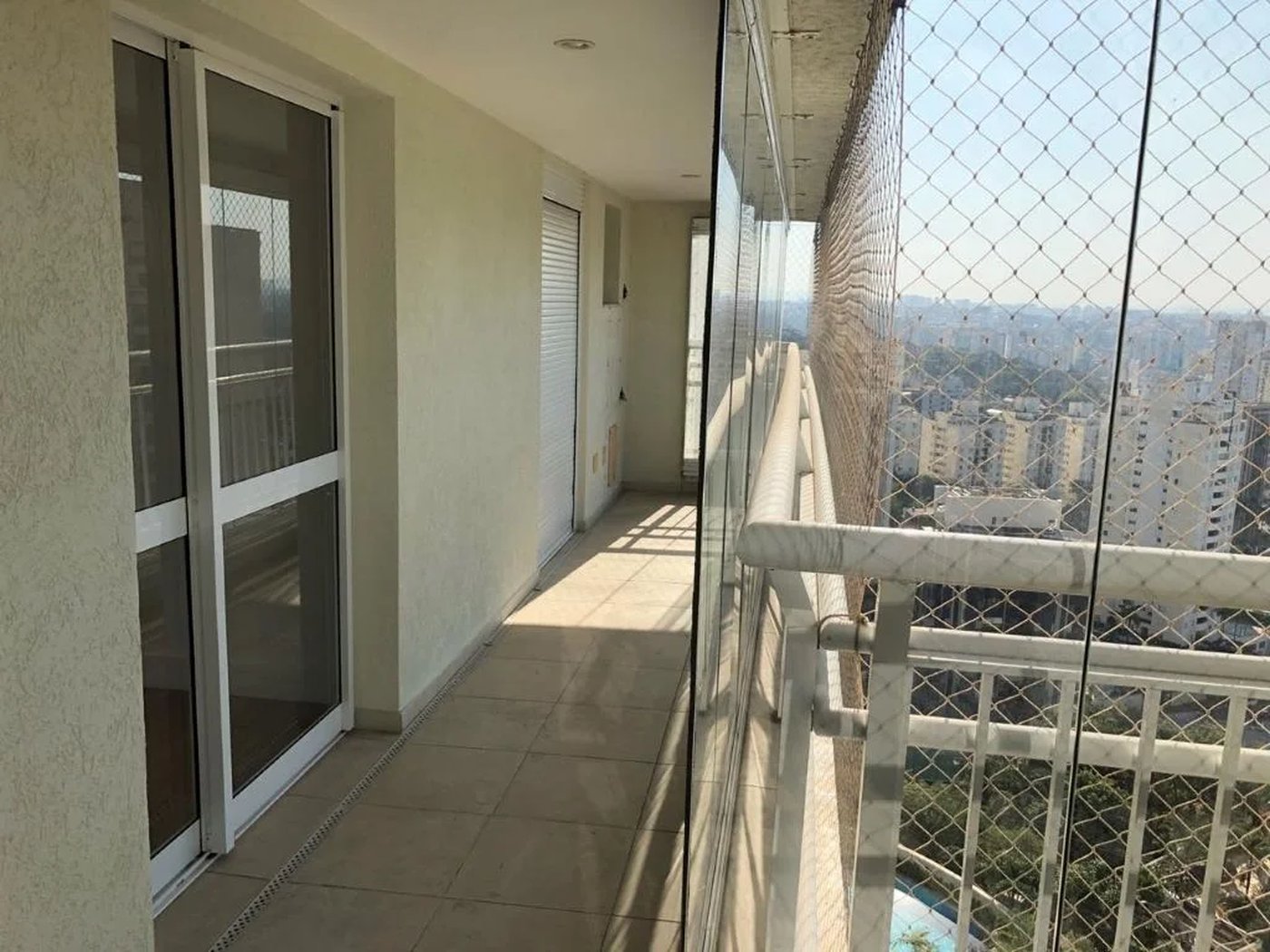 Apartamento à venda com 3 suítes em Vila Suzana, São Paulo, SP