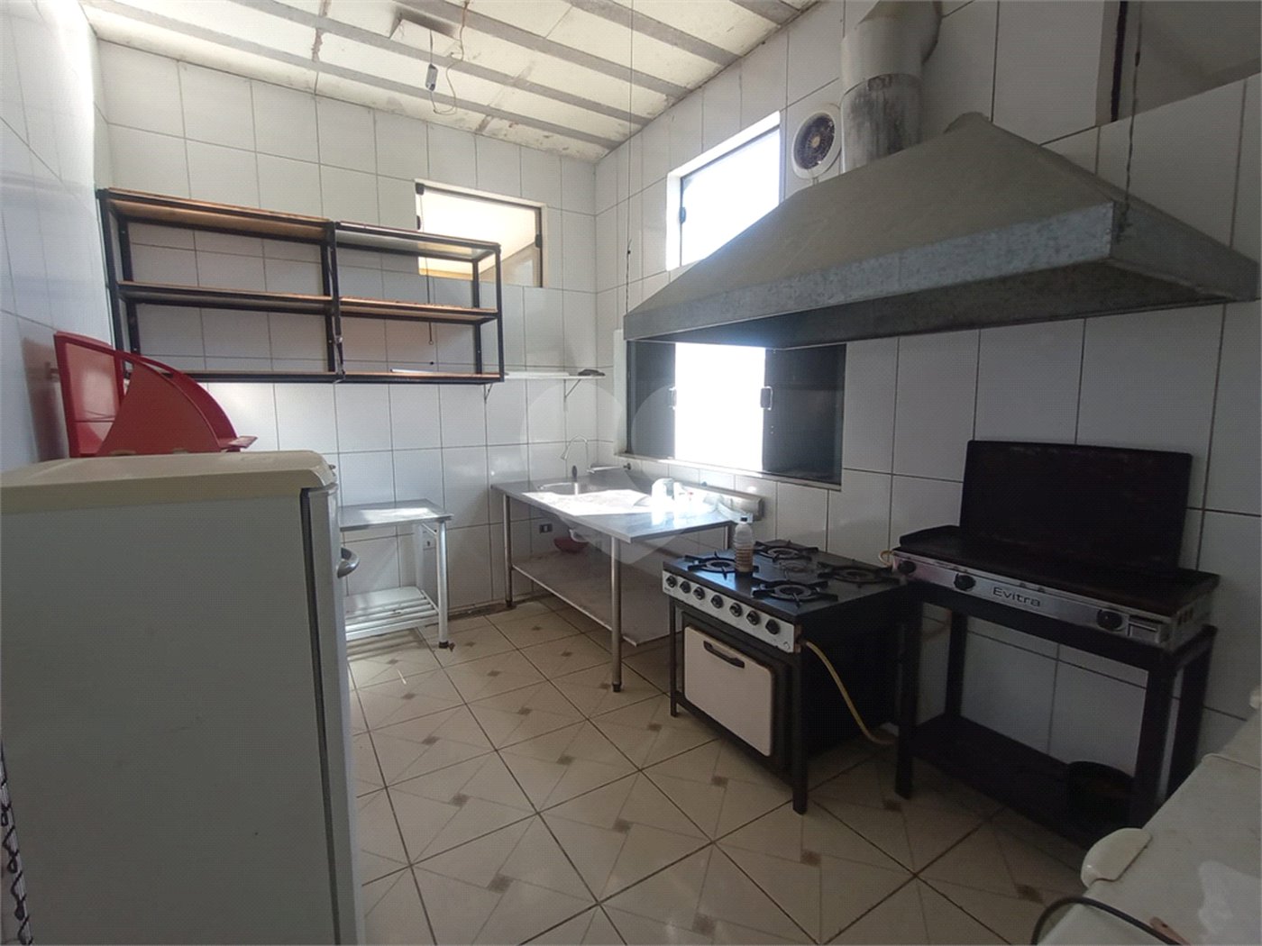 Salão Comercial para alugar em Vila Nastri, Itapetininga, SP