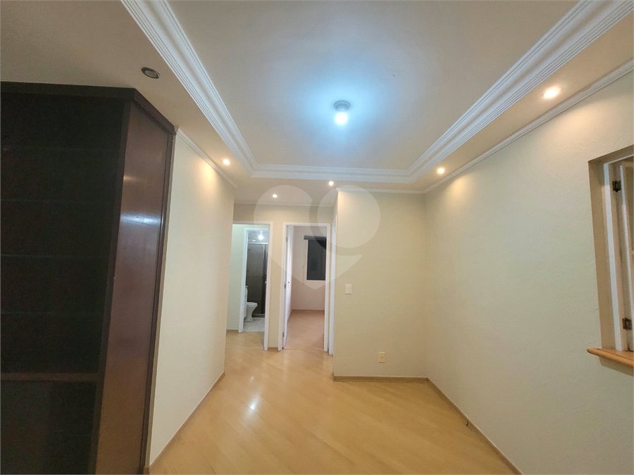 Apartamento para alugar com 3 quartos, sendo 1 suíte,  em Vila Hamburguesa, São Paulo, SP