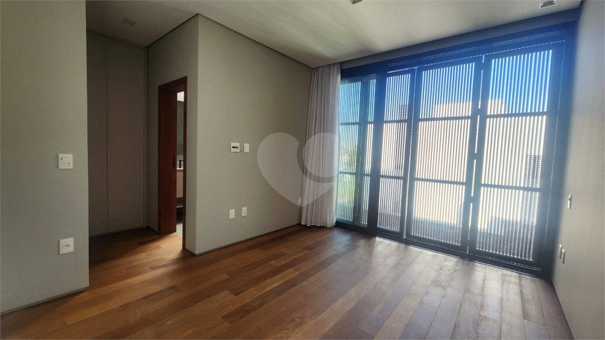 Casa à venda com 4 suítes no condomínio Mont Blanc, Sorocaba - SP
