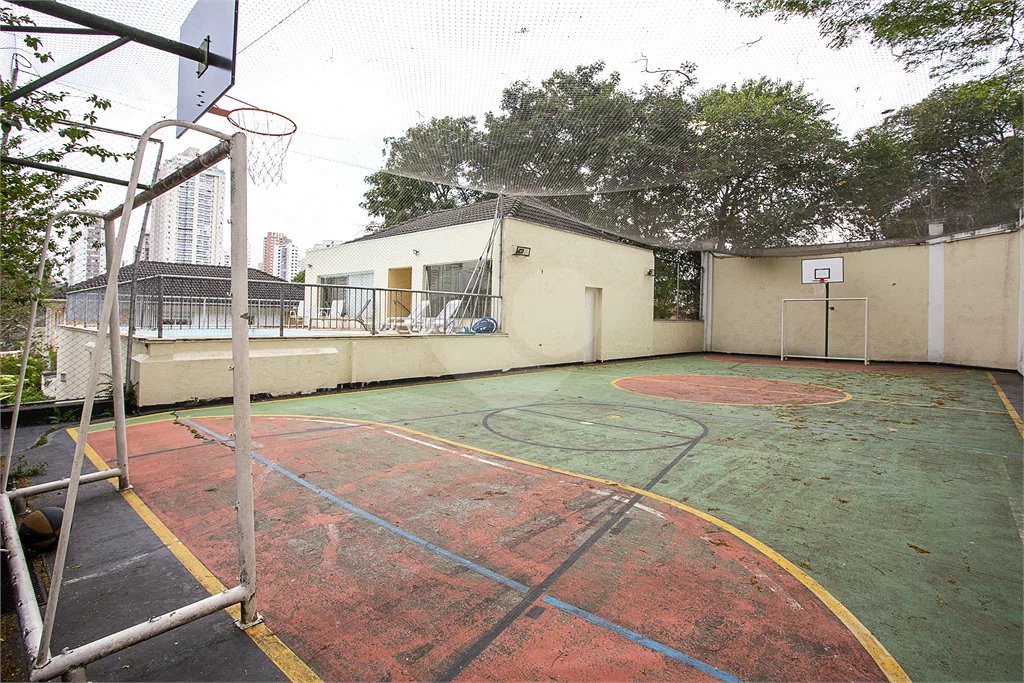 Casa à venda ou para alugar com 4 suítes no condomínio Belle Ville, São Paulo - SP