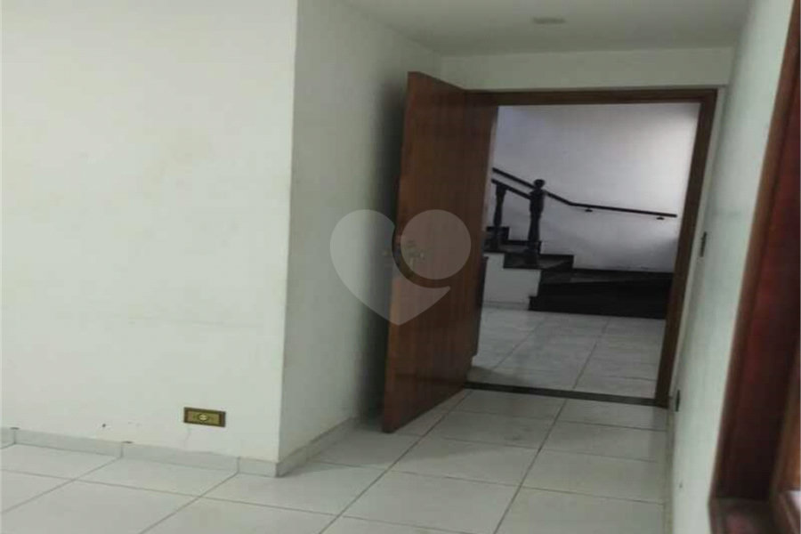 Casa à venda com 4 quartos, sendo 1 suíte,  em Santana, São Paulo, SP