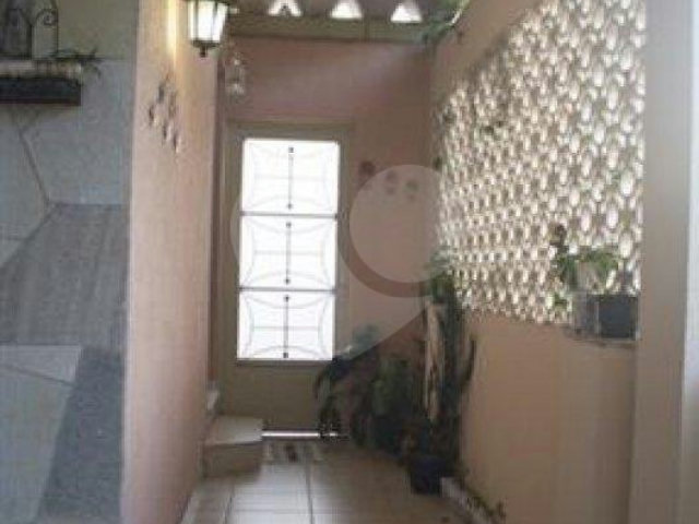 Sobrado à venda com 3 quartos em Jardim Virginia Bianca, São Paulo, SP
