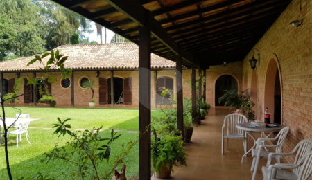 Casa à venda com 4 suítes no condomínio Chácara Jaraguá, São Paulo - SP