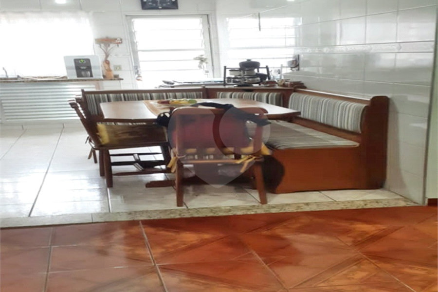 Sobrado à venda com 3 quartos em Tremembé, São Paulo, SP