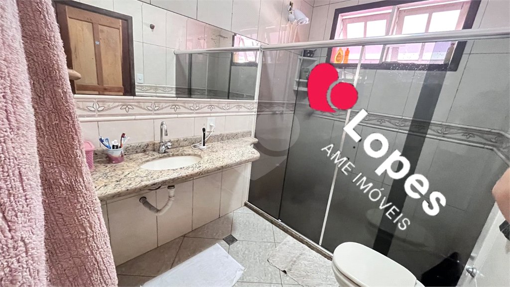 Casa à venda com 4 quartos, sendo 3 suítes, no condomínio Fazenda Cantagalo, Rio de Janeiro - RJ