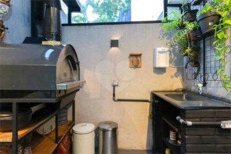 Casa à venda com 2 quartos, sendo 1 suíte,  no condomínio Cube Real Parque, São Paulo - SP