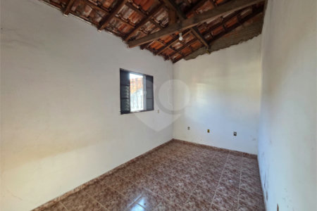 Casa à venda com 2 quartos em Jardim Vieira de Moraes, Itapetininga, SP