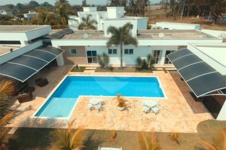 Casa à venda com 3 suítes no condomínio Village Ipanema I, Araçoiaba da Serra - SP