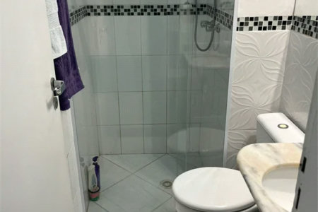 Casa à venda com 3 quartos, sendo 1 suíte, no condomínio New Village, Cotia - SP