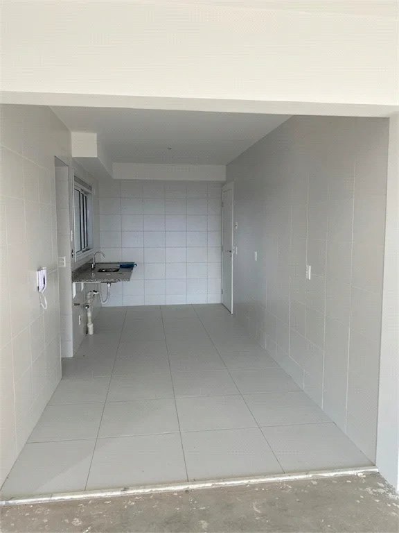 Apartamento à venda com 3 suítes em Jardim Caboré, São Paulo, SP