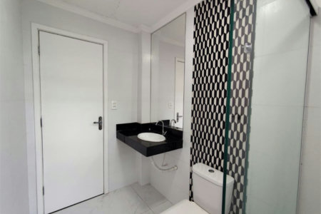 Apartamento com 2 dormitórios à venda, 65 m² por R$ 444.000,00 - Gonzaga - Santos/SP