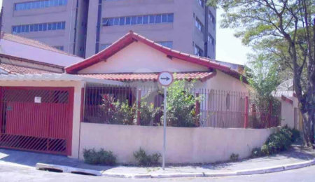 Casa Térrea à venda com 3 quartos, sendo 1 suíte,  em Santo Amaro, São Paulo, SP