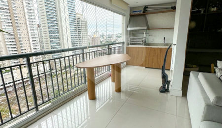 Apartamento à venda com 3 quartos, sendo 1 suíte,  no Centro, São Bernardo do Campo, SP