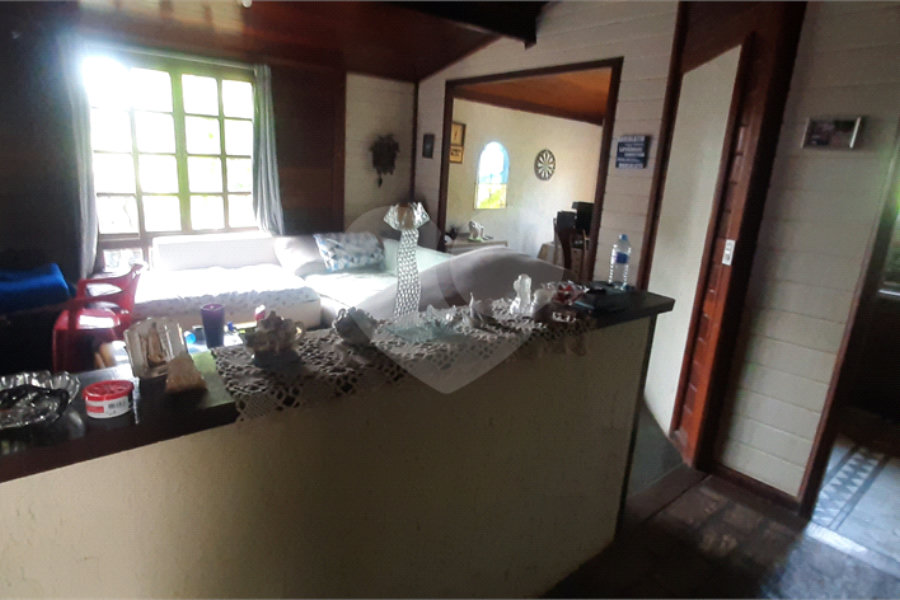 Casa Térrea à venda com 3 quartos, sendo 1 suíte,  em Serra da Cantareira, Mairiporã, SP