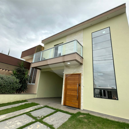 Casa à venda com 3 suítes no condomínio Vila Ytu, Indaiatuba - SP