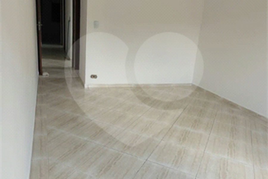 Sobrado à venda com 3 quartos, sendo 1 suíte, em Horto, São Paulo, SP